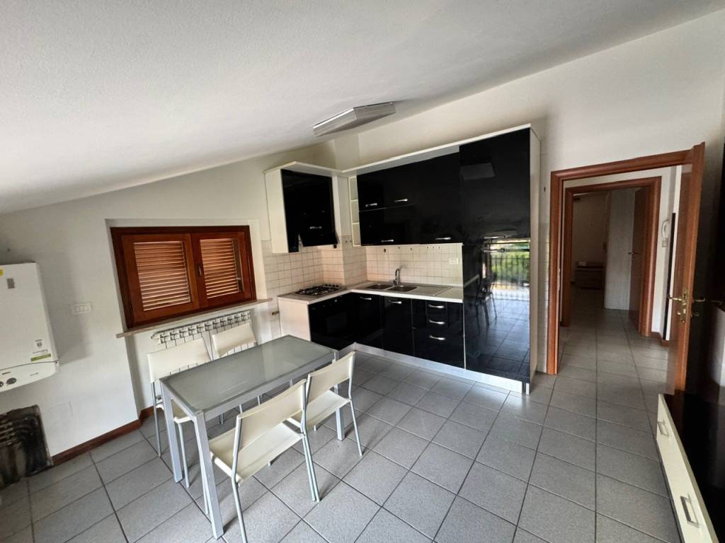 Appartamento a Bastia umbra in Via Santa Lucia - Foto 3