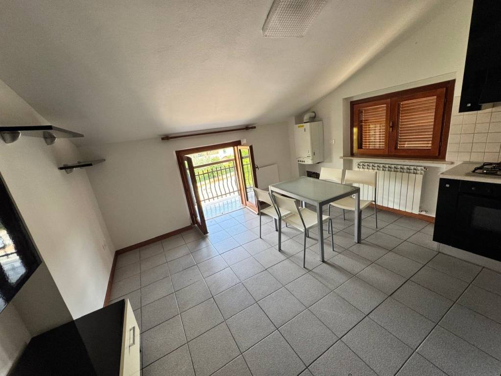 Appartamento a Bastia umbra in Via Santa Lucia - Foto 4