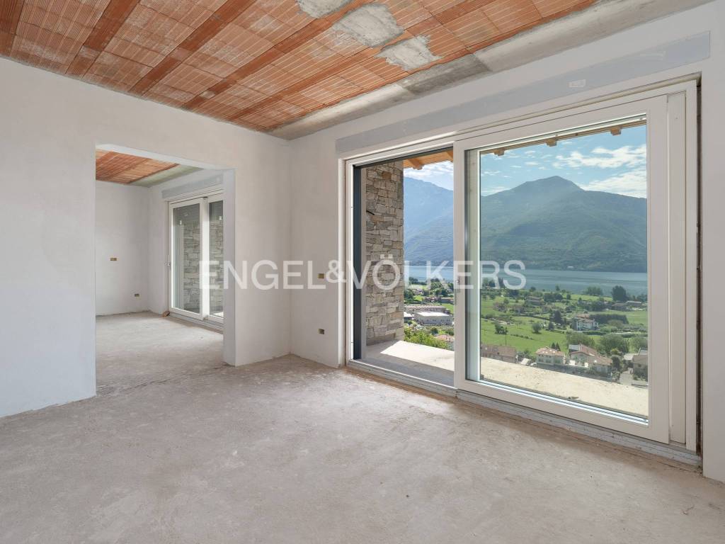 Villa a Gravedona ed uniti in Via Martesana - Foto 4