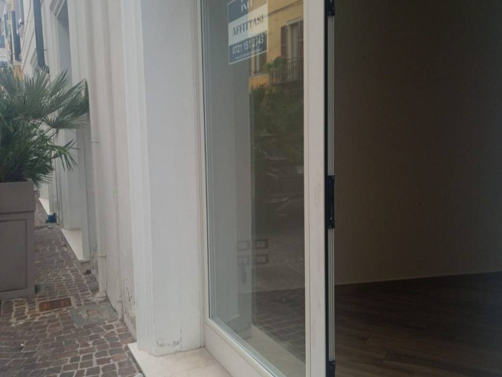 Immobile a Pesaro in Corso 11 Settembre, 130 - Foto 3