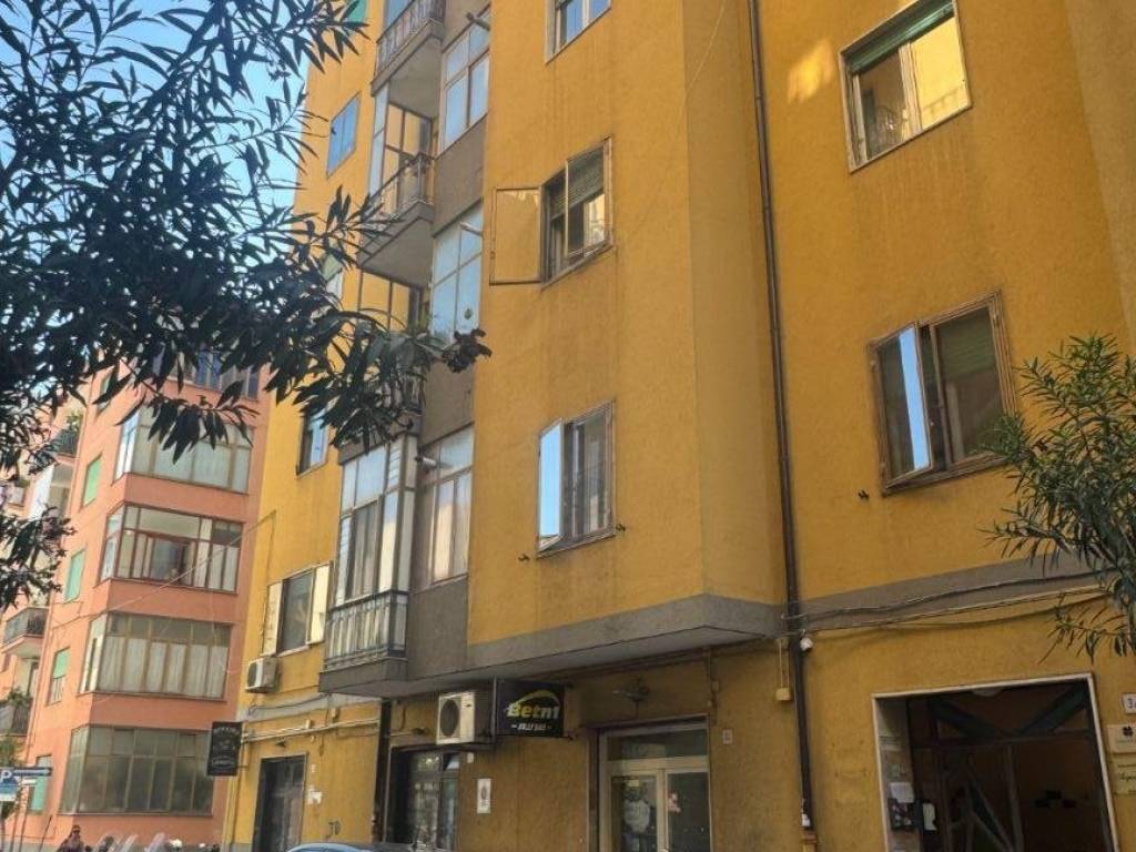 Appartamento a Salerno in Via Luigi Cacciatore - Foto 2