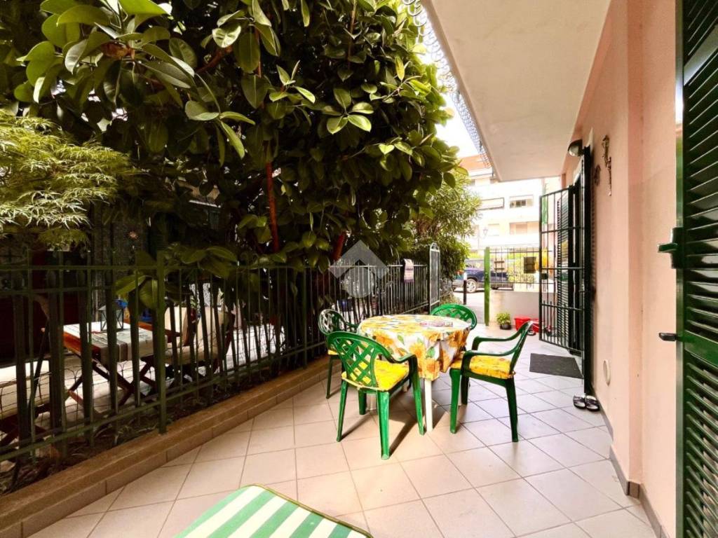 Appartamento a Albenga in Rione tiziano, 7 - Foto 3