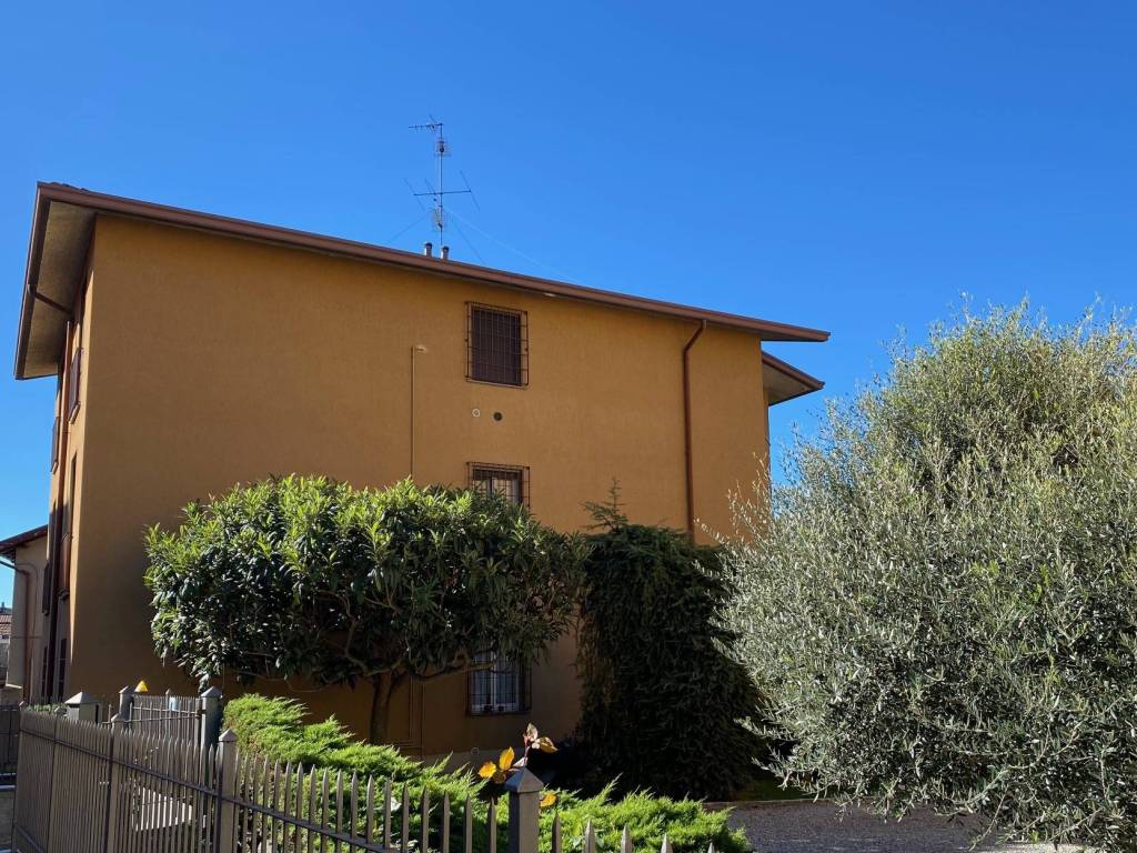 Appartamento a Carimate in Via Nobili Calvi, 6 - Foto 5