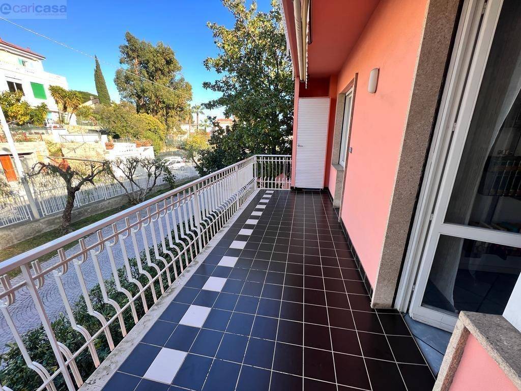 Appartamento a Sanremo in strada solaro, 58 - Foto 2