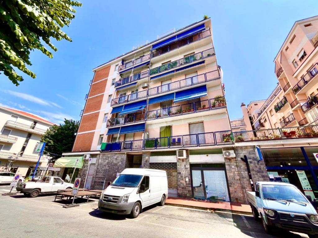 Appartamento a Albenga in Via Alcide de Gasperi, 3 - Foto 2