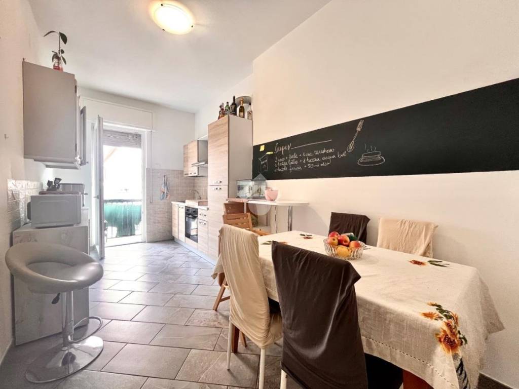 Appartamento a Albenga in Via Alcide de Gasperi, 3 - Foto 4