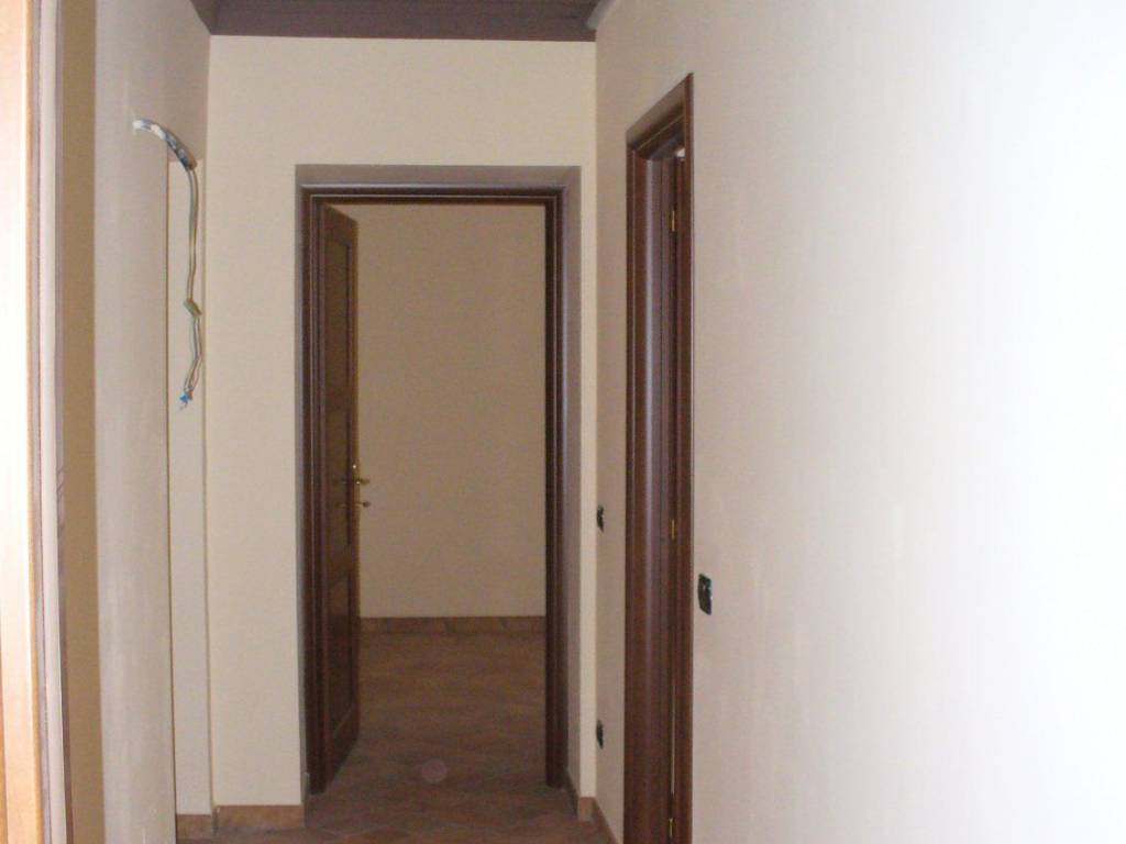 Appartamento a Vercelli in Via Santa Ugolina - Foto 4