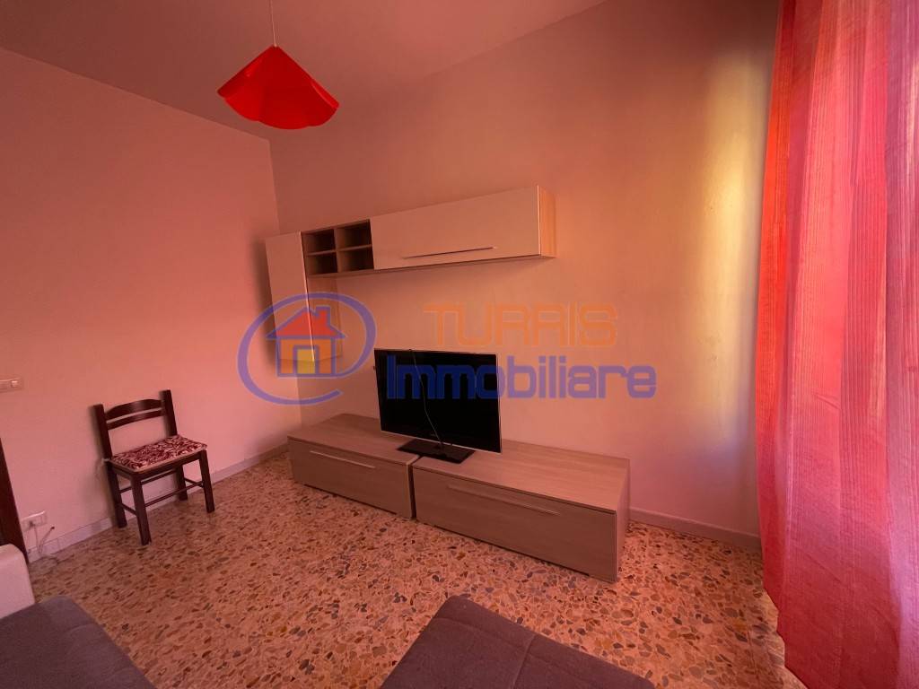 Appartamento a Porto torres in Via Michelangelo Buonarroti, 21 - Foto 2