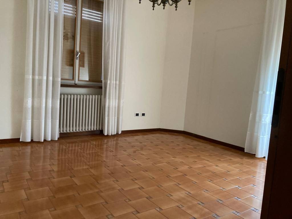 Appartamento a Mantova in Via Silvio Pellico - Foto 3
