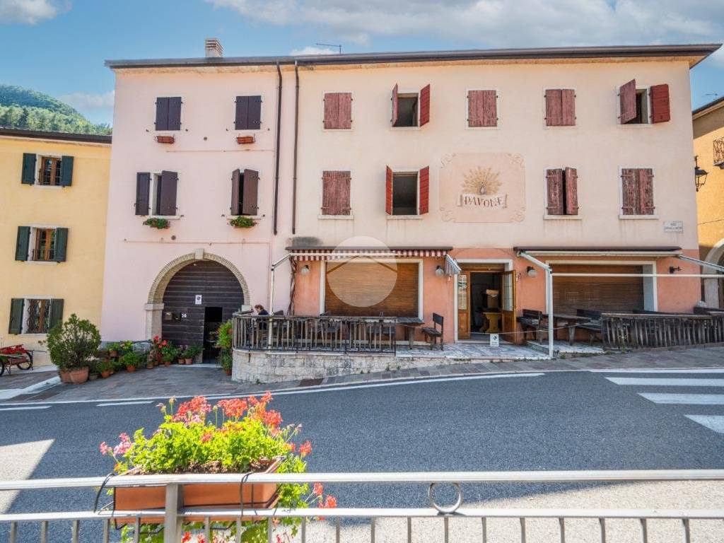 Casa indipendente a Ferrara di monte baldo in Strada provinciale 8, 4 - Foto 2