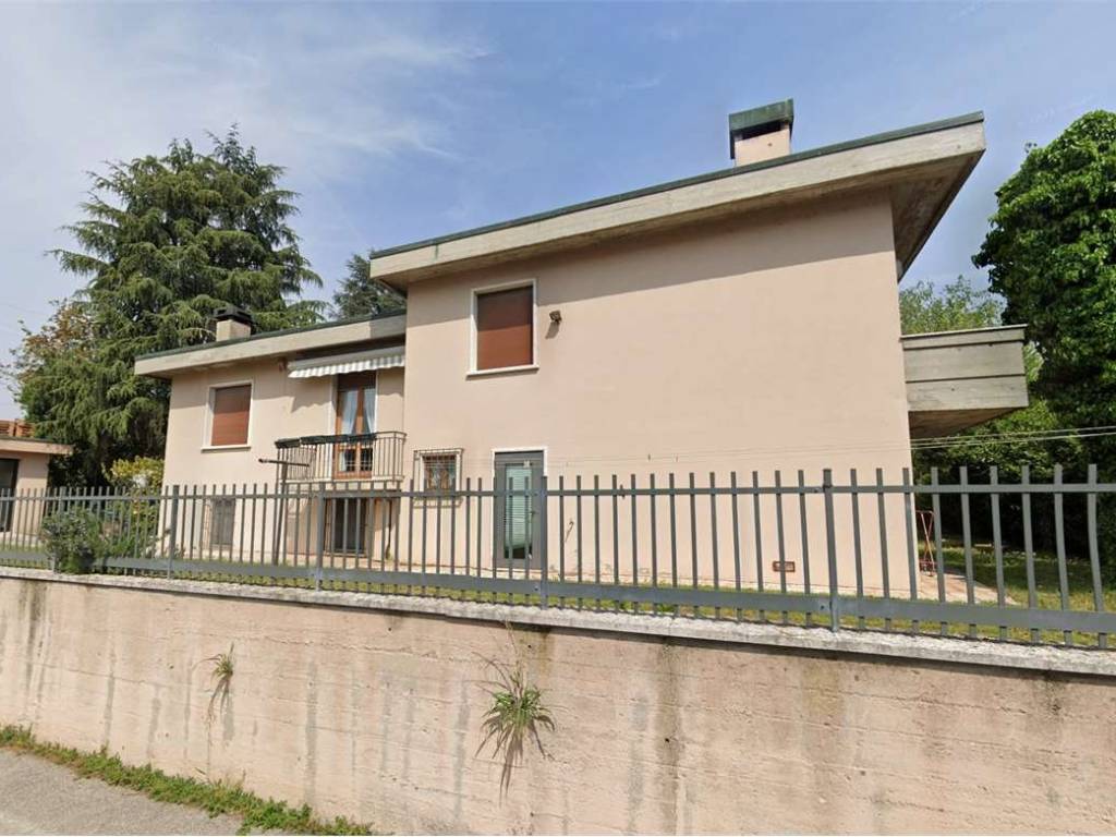 Villa a Oppeano in Via Don C. Forante - Foto 3