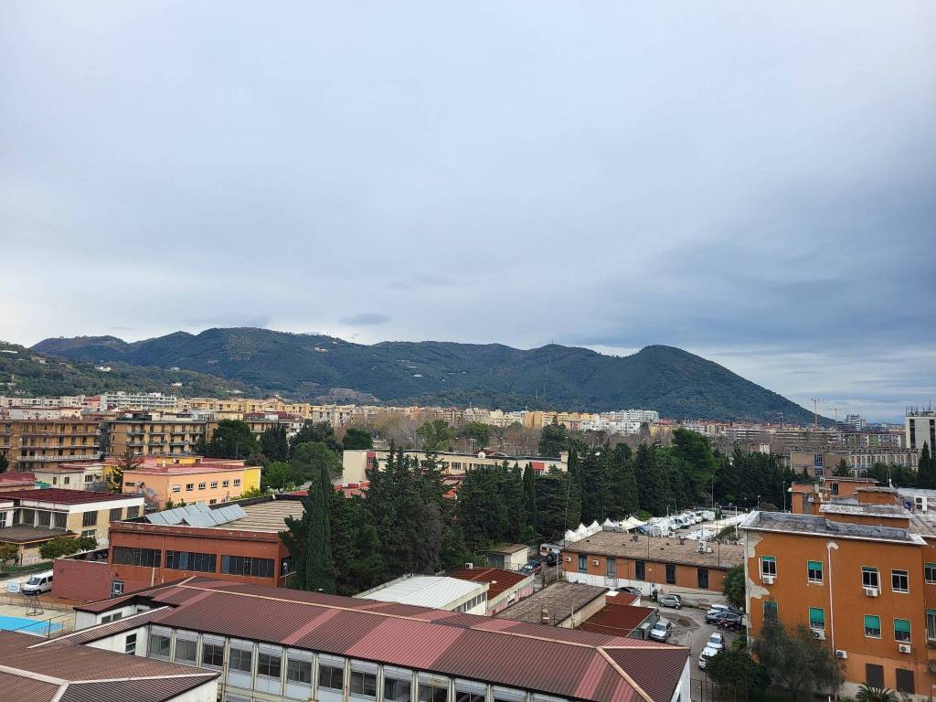 Appartamento a Salerno in Via Vincenzo Loria, 5 - Foto 2