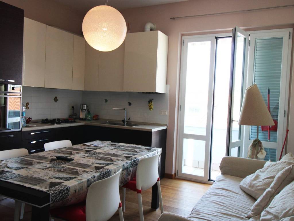Appartamento a Civitanova marche in Via Regina Elena - Foto 3