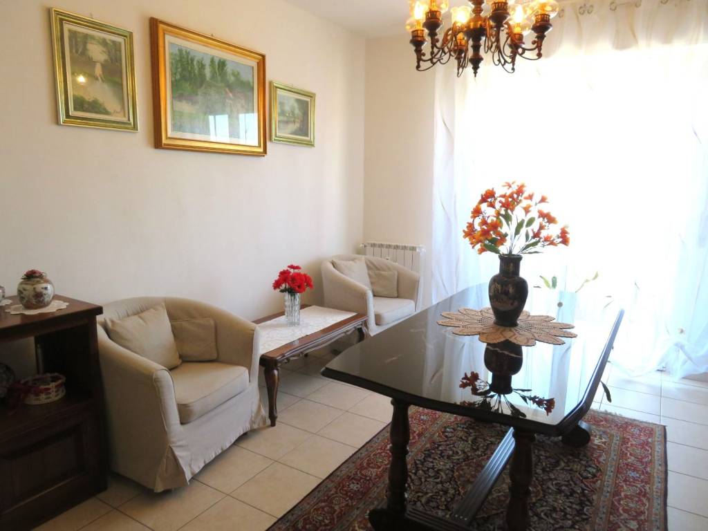 Appartamento a Novara in Via San Tommaso D'Aquino - Foto 3