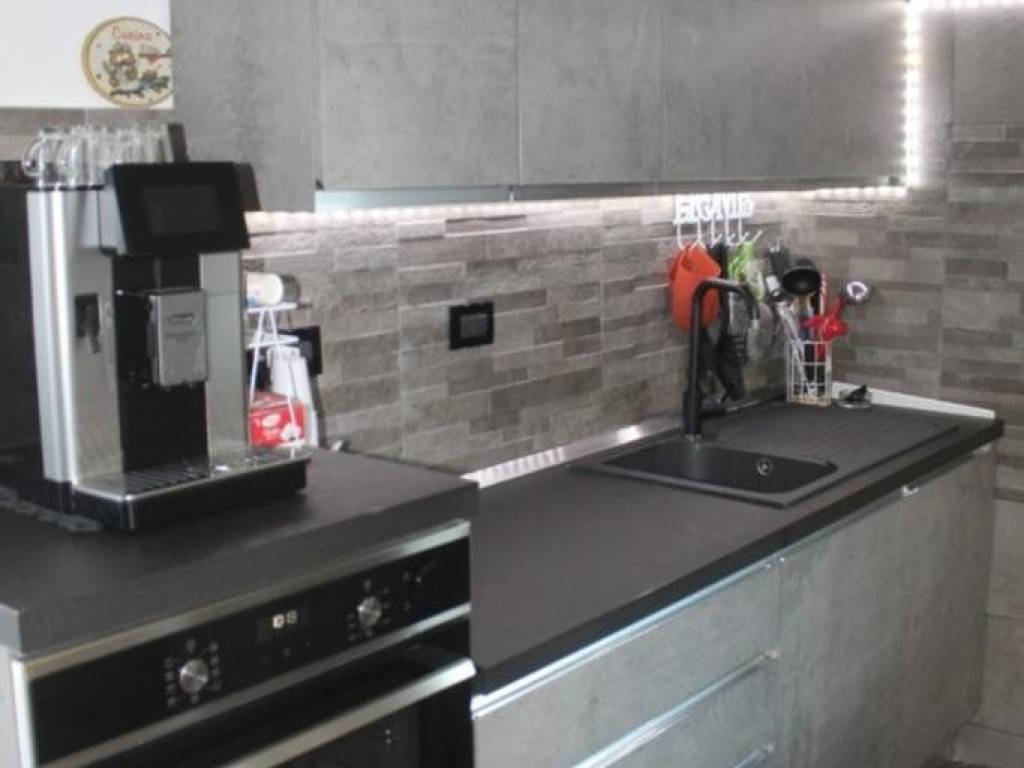 Appartamento a Leinì in Strada Provinciale di Leinì - Foto 5