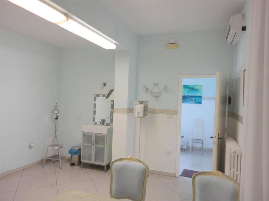 Immobile a Abano terme in Viale delle Terme - Foto 4