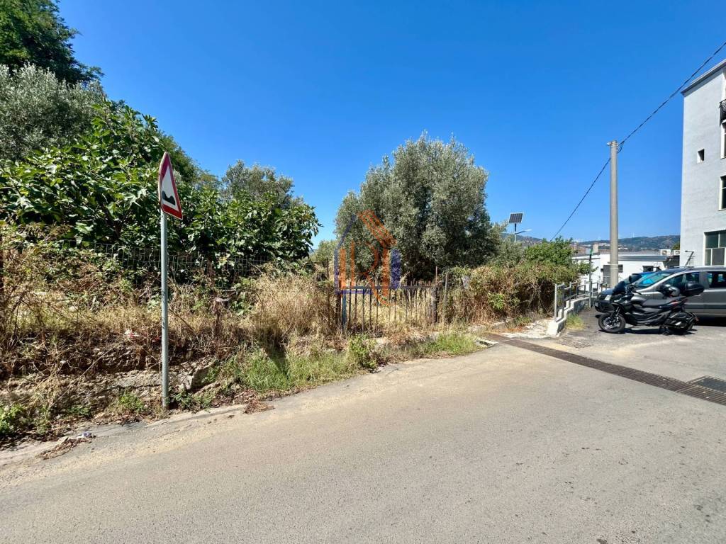 Terreno a Soverato in Via Ficara Nera, 2 - Foto 2