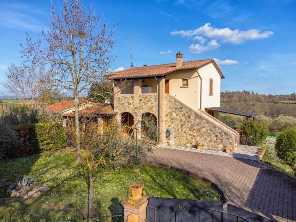 Rustico / casale a Foiano della chiana - Foto 2