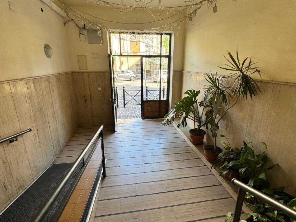 Appartamento a Castellammare di stabia in Via Giuseppe Cosenza - Foto 4