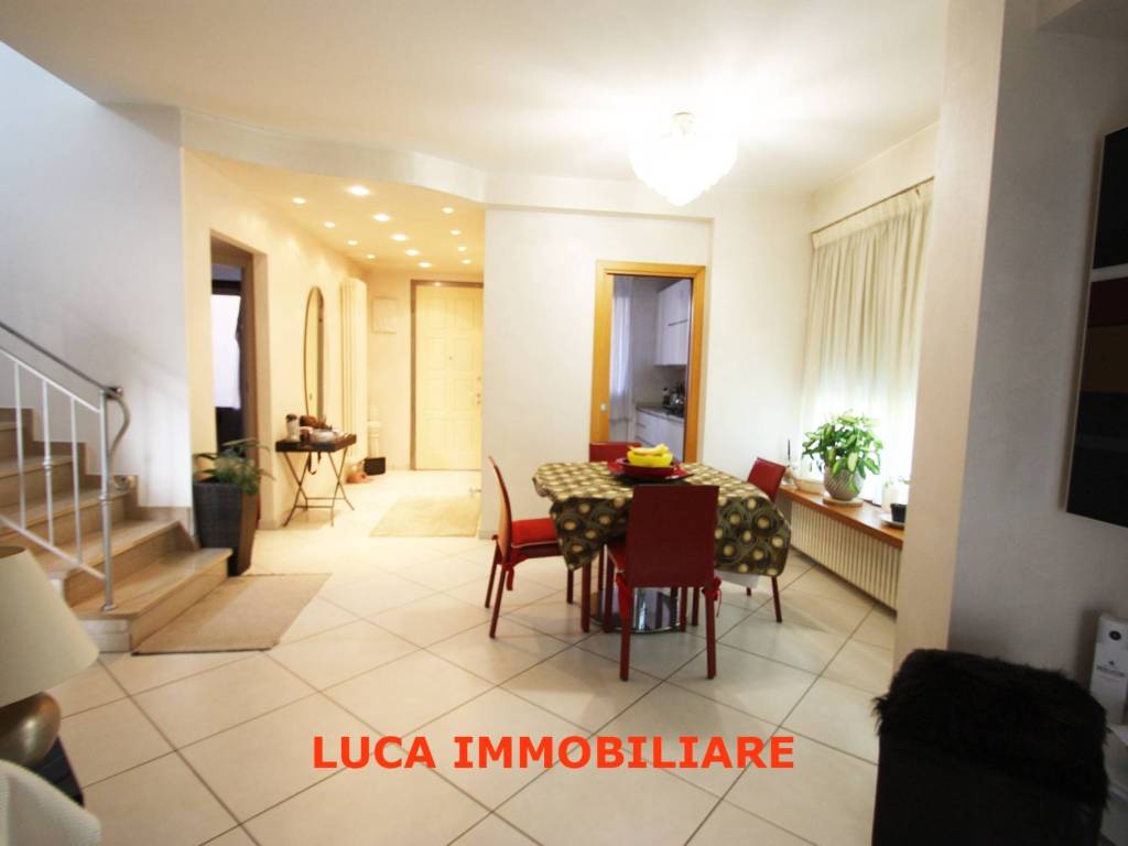 Villa a Altopascio in Via Michelangiolo Moroni, 84 - Foto 5