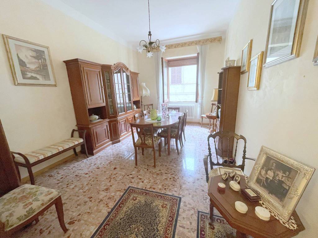 Appartamento a Osimo in Piazza Giacomo Leopardi - Foto 5