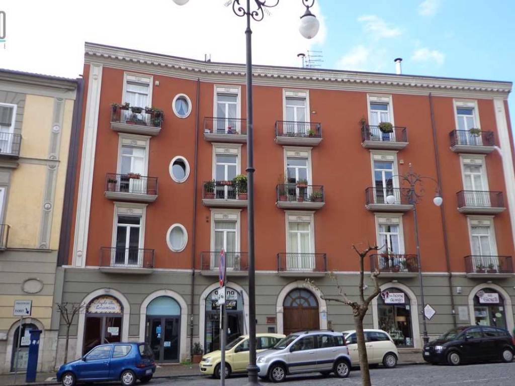 Box / garage a Avellino in Corso Umberto I - Foto 3