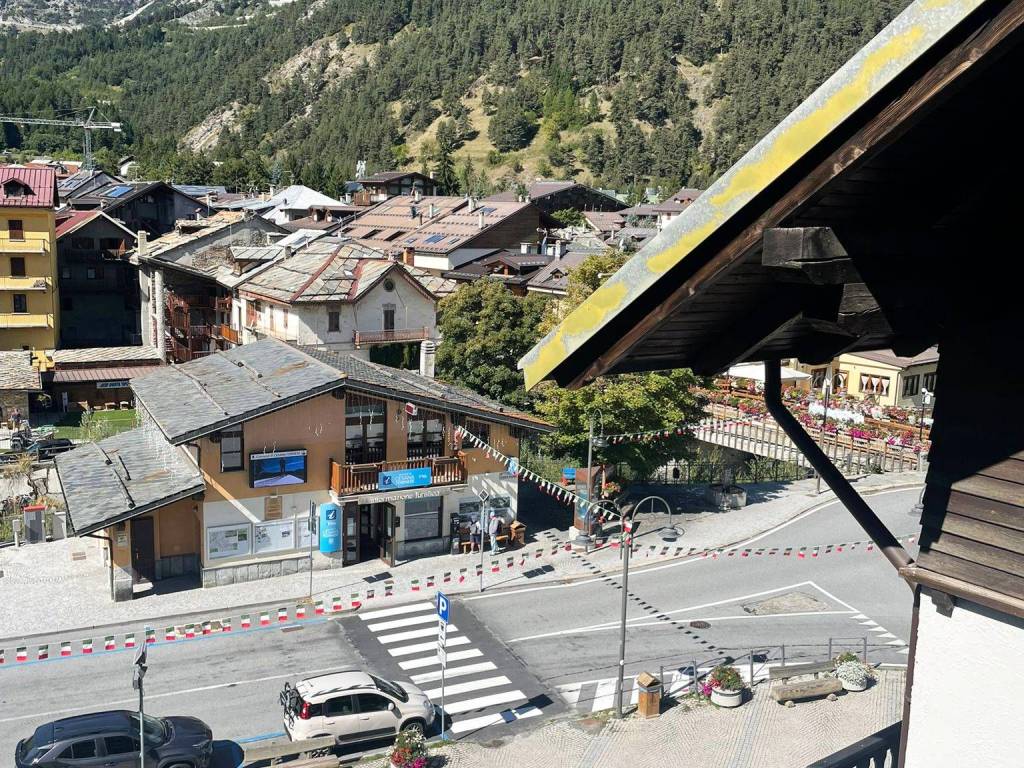 Appartamento a Cesana torinese in Via Principe Amedeo - Foto 5