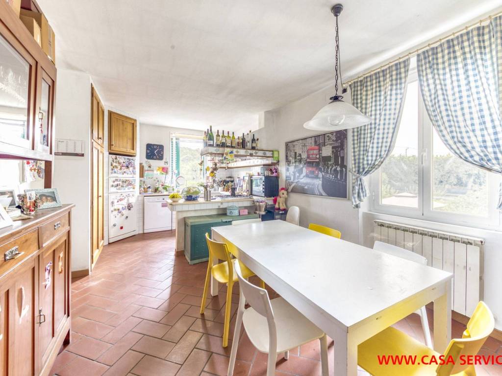 Casa indipendente a Montevarchi in Via Leonardo da Vinci - Foto 2