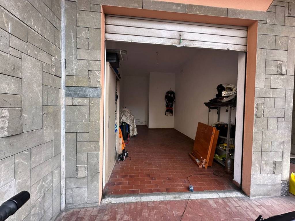 Box / garage a Imperia in Via Garessio, snc - Foto 2