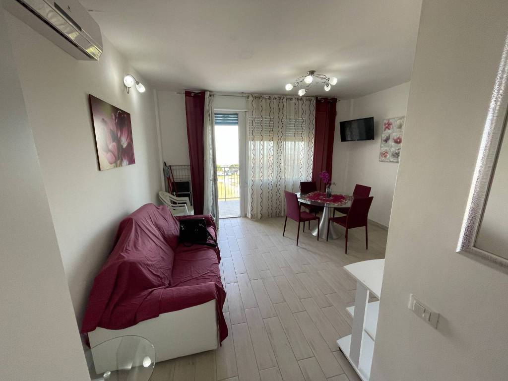 Appartamento a Comacchio in Viale Giovanni Pascoli, 19 - Foto 3