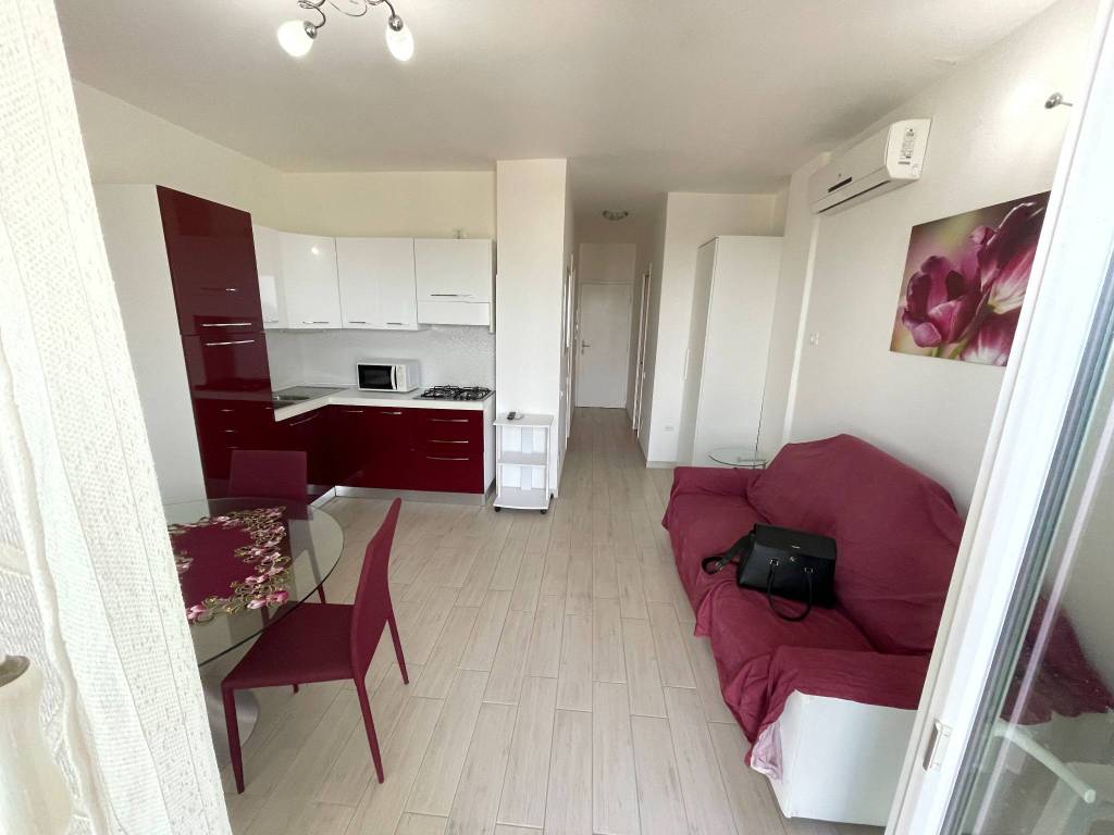 Appartamento a Comacchio in Viale Giovanni Pascoli, 19 - Foto 4