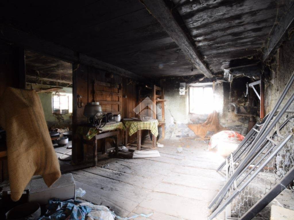 Rustico / casale a Antey-saint-andrè in Loc. liex - Foto 2