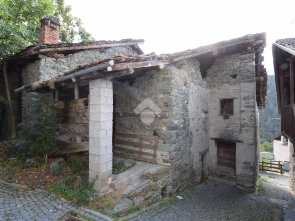 Rustico / casale a Antey-saint-andrè in Loc. liex - Foto 4