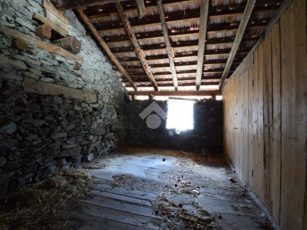 Rustico / casale a Antey-saint-andrè in Loc. liex - Foto 5