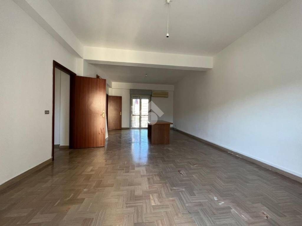 Appartamento a Reggio calabria in Via Antonino Cutroneo, 33 - Foto 3