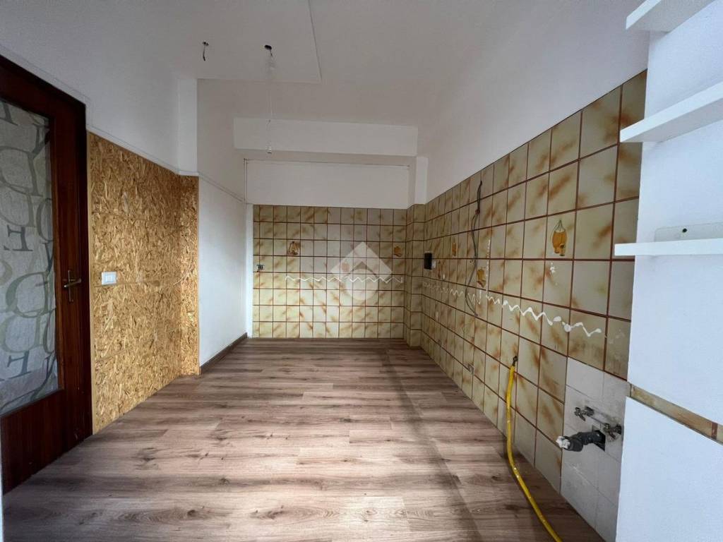 Appartamento a Reggio calabria in Via Antonino Cutroneo, 33 - Foto 4