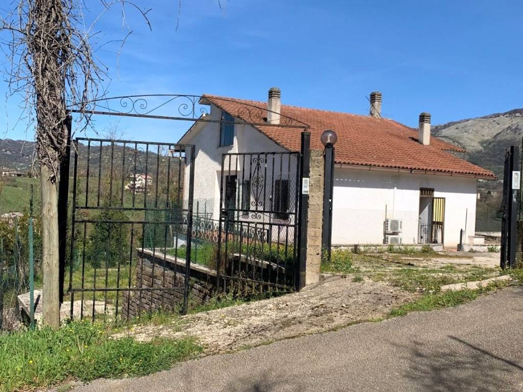 Villa a Paliano in Contrada Colle Rosa - Foto 3