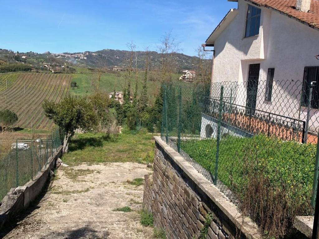 Villa a Paliano in Contrada Colle Rosa - Foto 4