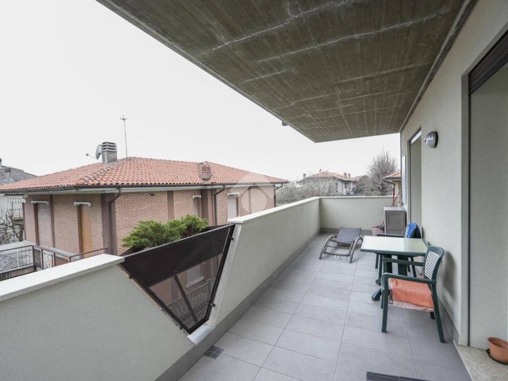Appartamento a Verano brianza in Via Galileo Galilei, 13 - Foto 3