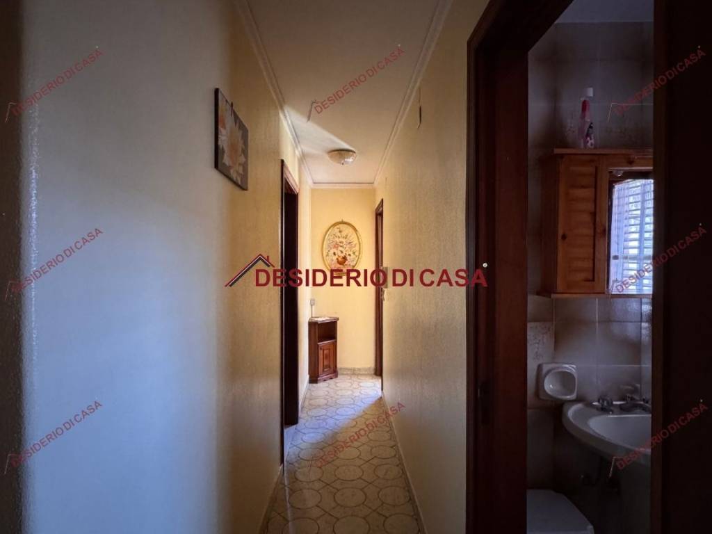 Appartamento a Castelbuono in Via Roma, 60 - Foto 4