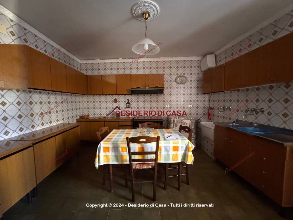 Appartamento a Castelbuono in Via Roma, 60 - Foto 5
