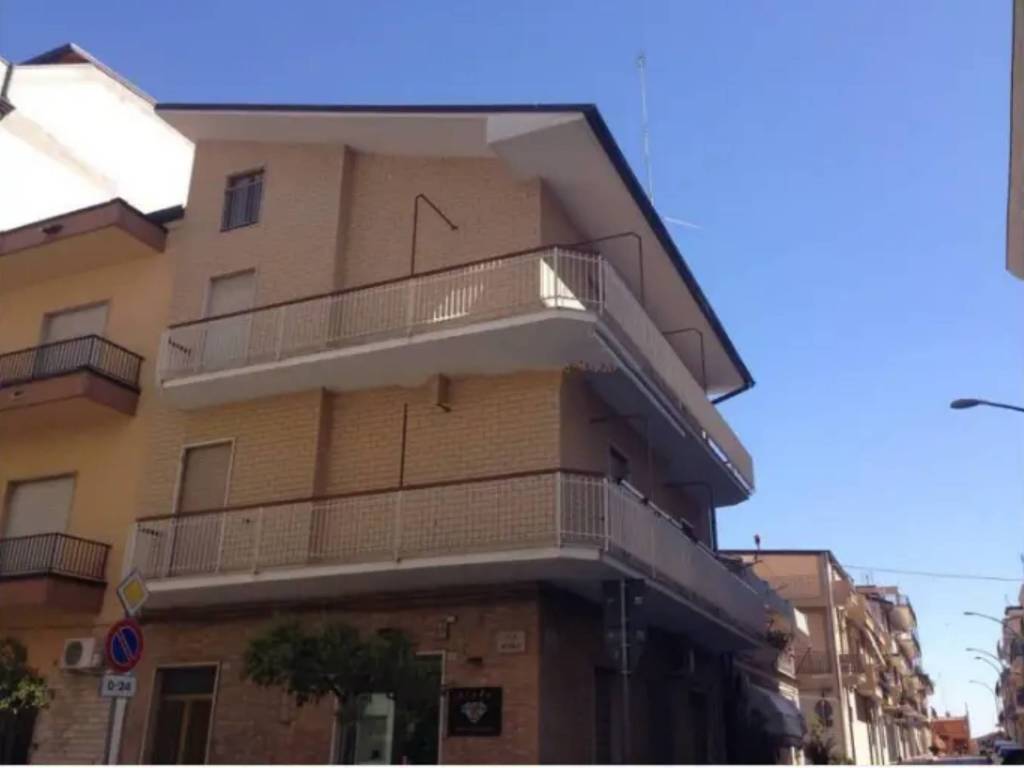 Casa indipendente a Lavello in Via Roma - Foto 4