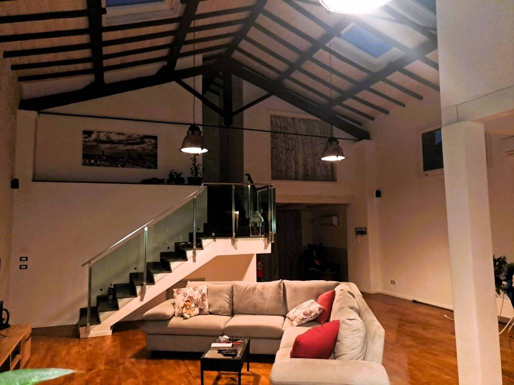Loft / open space a Prato in Via Lorenzo Ciulli - Foto 2