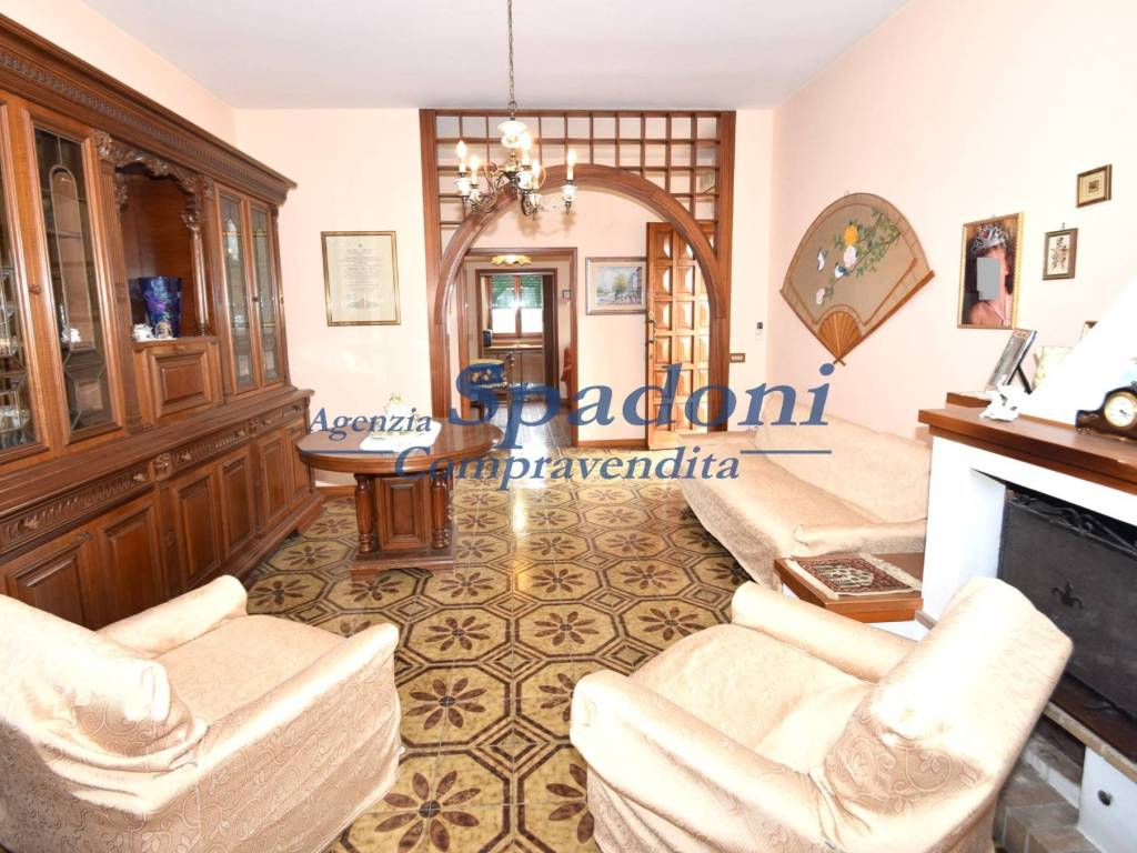 Villa a Massa e cozzile in Via Vetriano, 74 - Foto 4