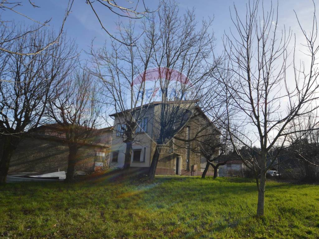 Casa indipendente a Besozzo - Foto 2