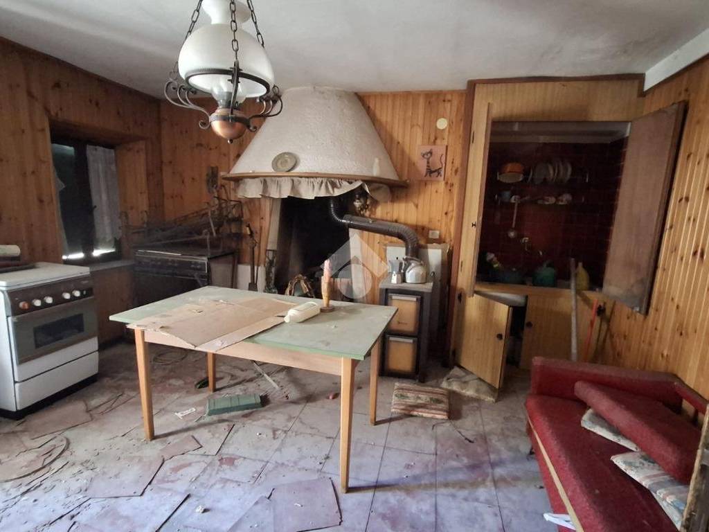 Palazzo / stabile a Longarone in Piazza della Fontana - Foto 5