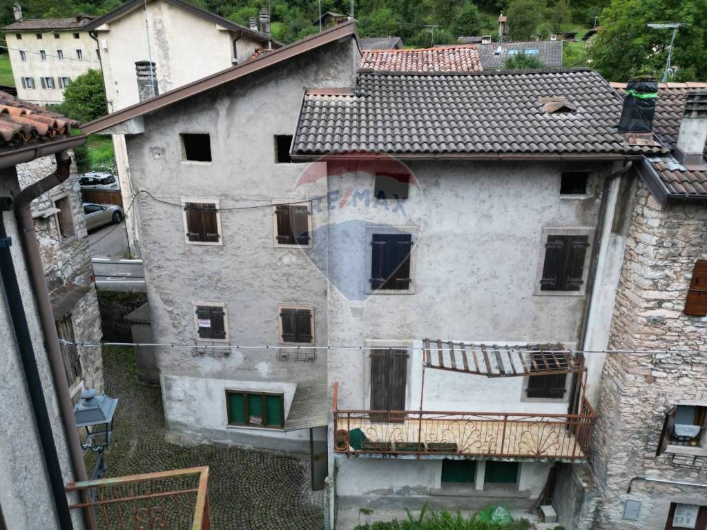 Casa indipendente a Longarone in XII Marzo 1921, 30 - Foto 3