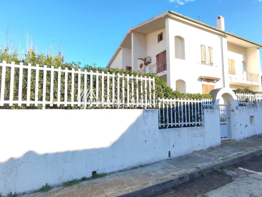 Villa a Castelsardo in Via Trentino, 7 - Foto 4
