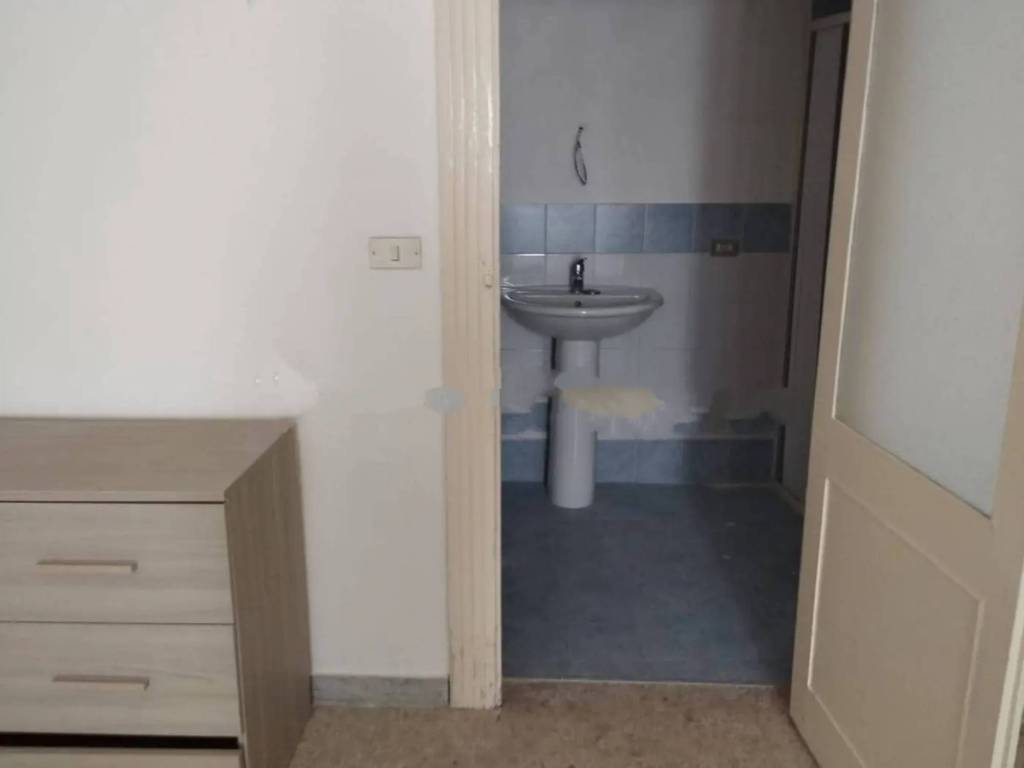 Appartamento a Centuripe in Via Guglielmo Oberdan - Foto 5