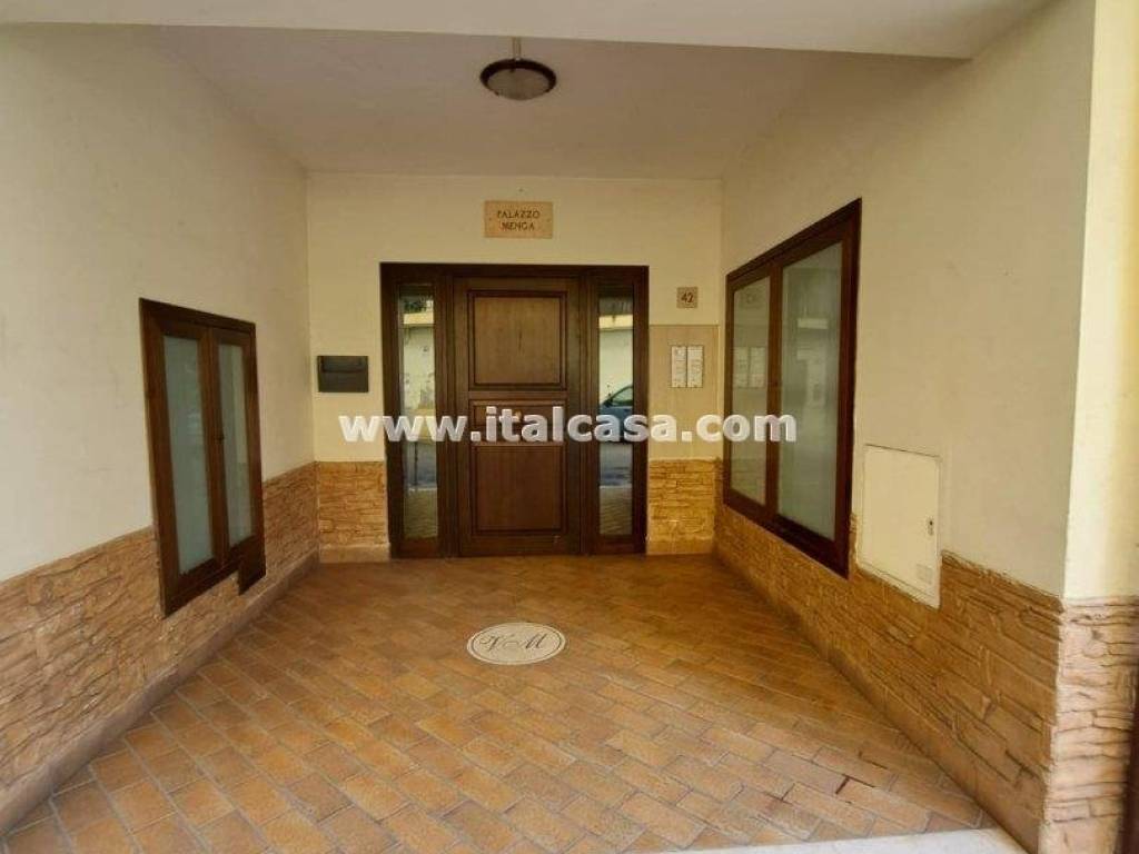 Appartamento a Crotone in Via Groenlandia - Foto 2